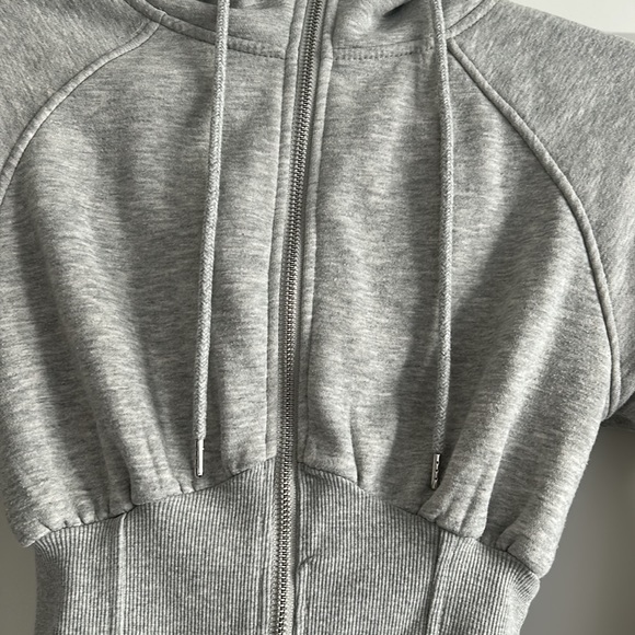 Corset style hoodie - Picture 2 of 2